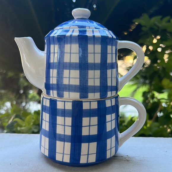 Vintage Single Teacup and Pot - Picture 4 of 16